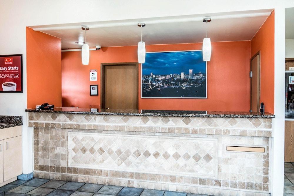 Econo Lodge Portland Airport Eksteriør billede