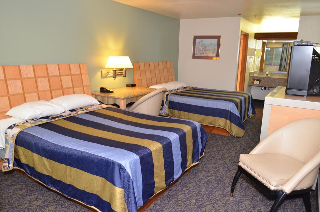 Econo Lodge Portland Airport Eksteriør billede