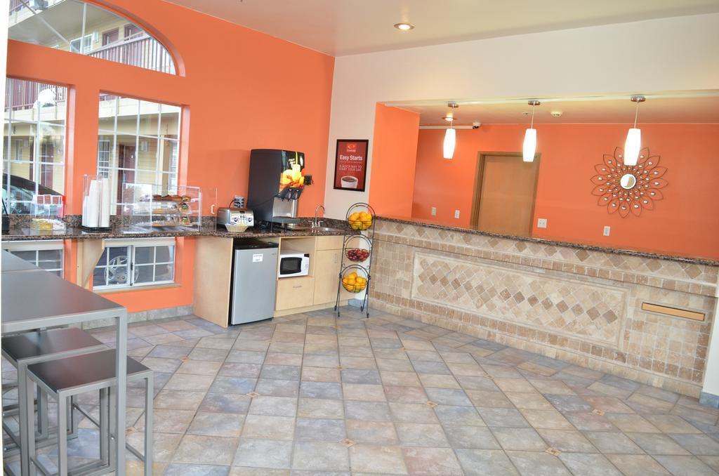 Econo Lodge Portland Airport Eksteriør billede