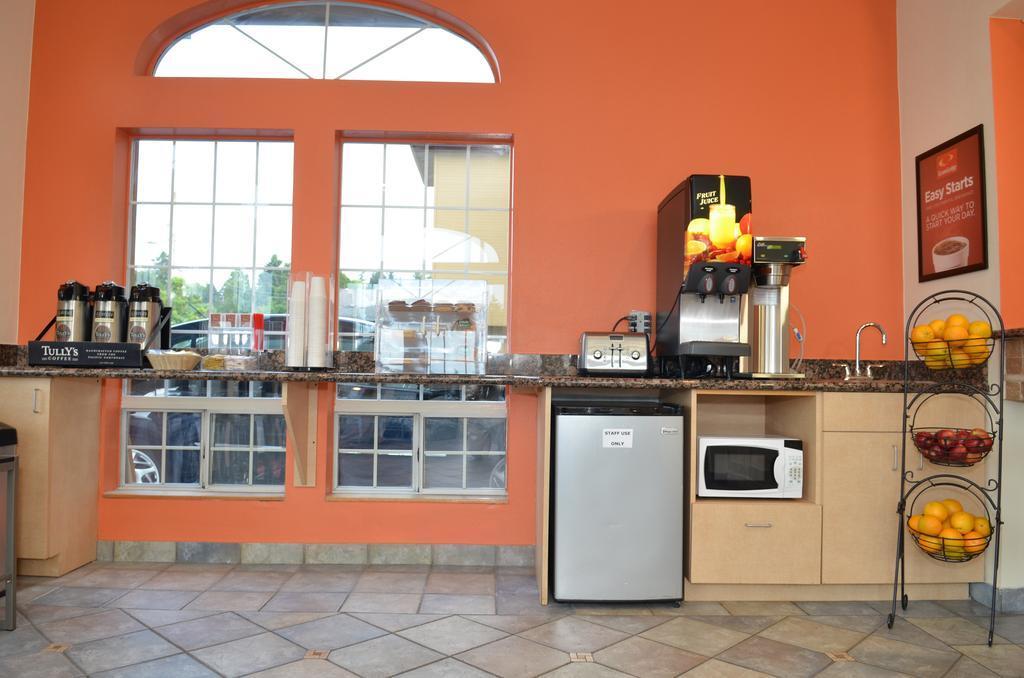 Econo Lodge Portland Airport Eksteriør billede