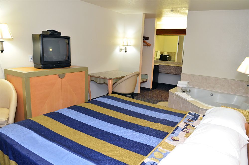 Econo Lodge Portland Airport Eksteriør billede